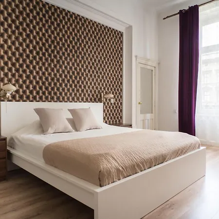 Aparthotel Roller