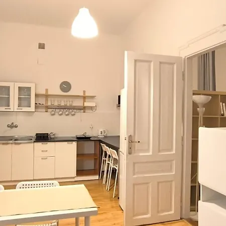 Roller Aparthotel