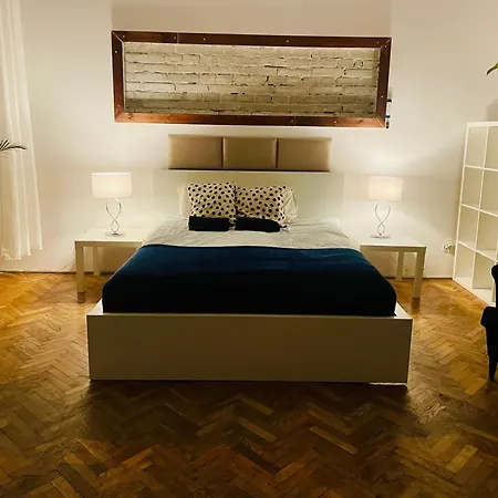 Aparthotel Roller