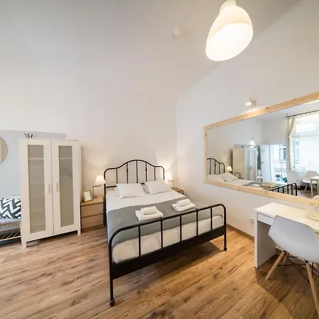 Aparthotel Roller 4*