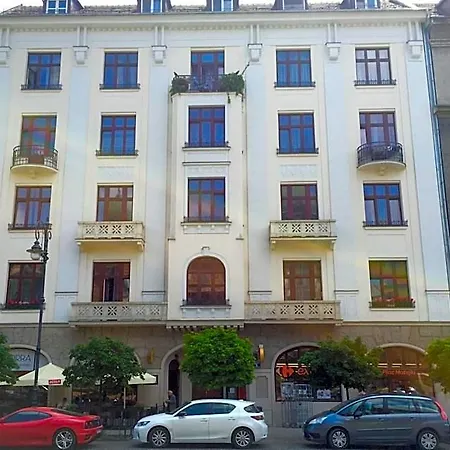 Aparthotel Roller 4*