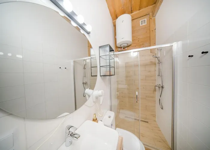 Roller شقة فندقية 4*