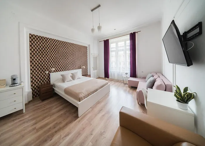 Roller شقة فندقية 4*